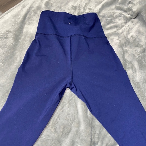 LEGGINGS ON SALE! 🖤 - Picture 10 of 13